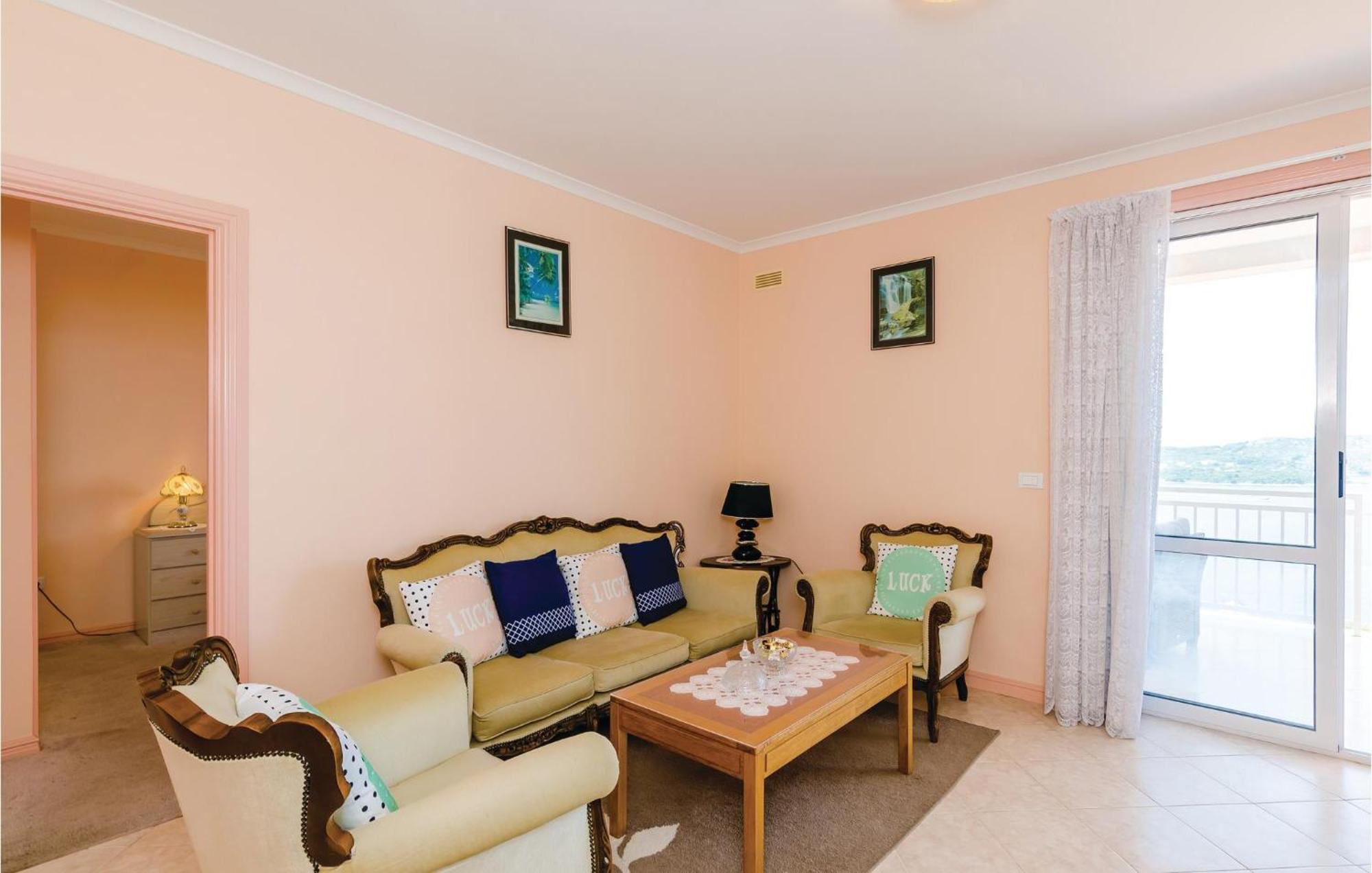 3 Bedroom Beautiful Apartment In Orasac Luaran gambar