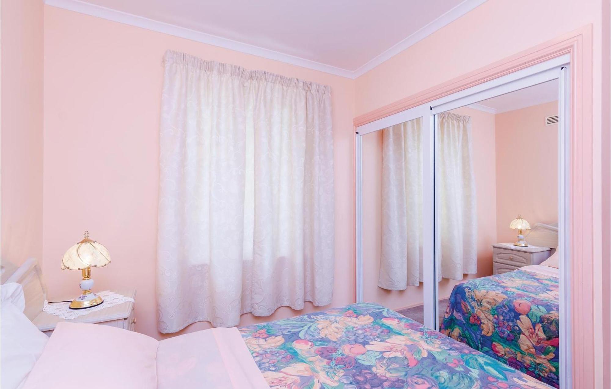 3 Bedroom Beautiful Apartment In Orasac Luaran gambar