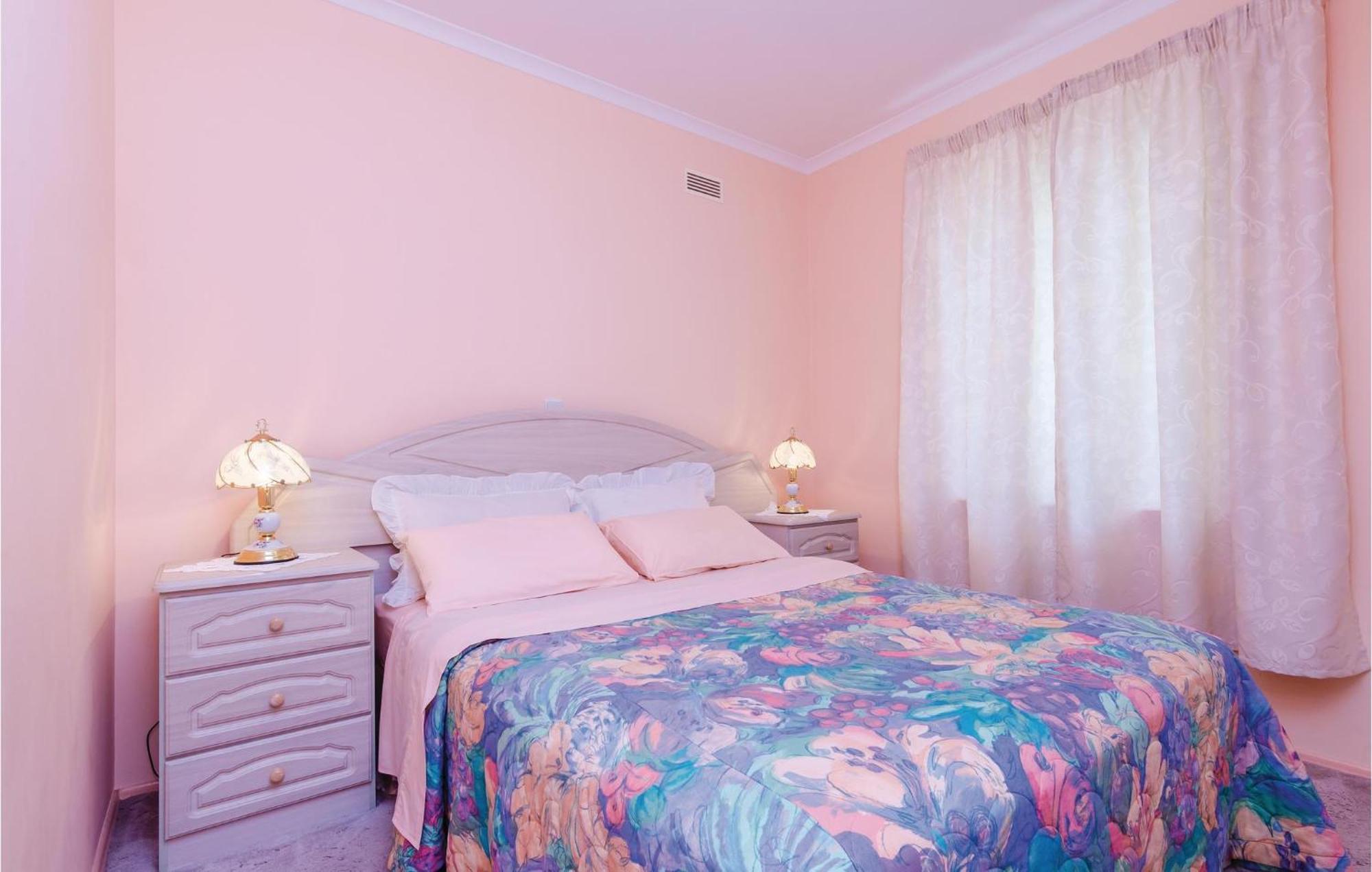 3 Bedroom Beautiful Apartment In Orasac Luaran gambar